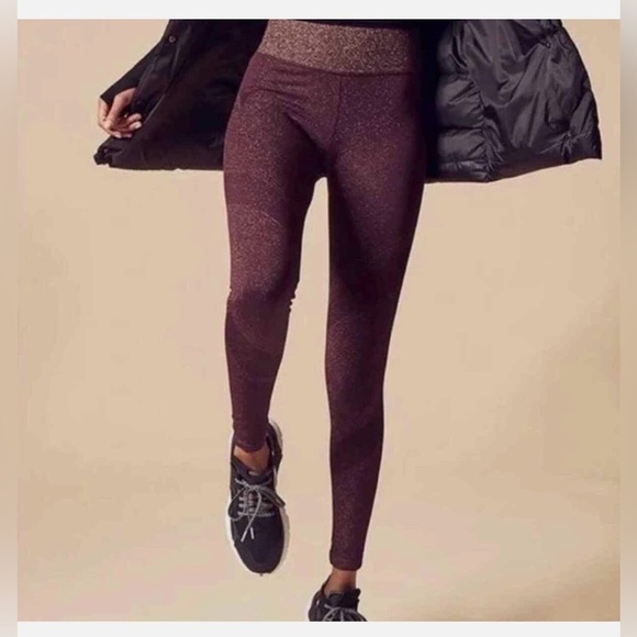 Athleta Twilight Tight 2.0 High Rise Leggings Antique Burgundy‎ NWT Medium - Picture 2 of 14